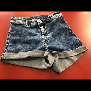 H&M Dark Blue Stretch Womens Short Denim size 8